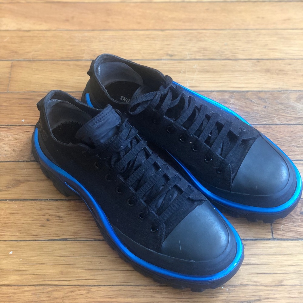 Raf Simons x adidas Ozweego Detroit Runner
